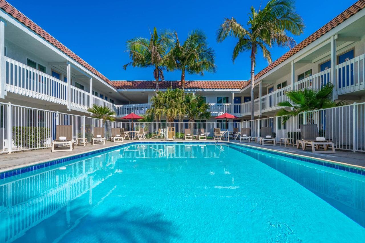 Studio 6 Suites Carpinteria, Ca Santa Barbara South Exteriör bild